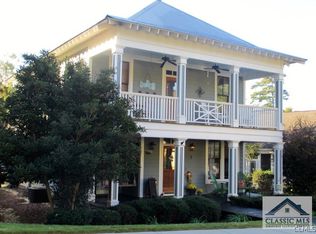 5 Royal Oaks Dr, Athens, GA 30607