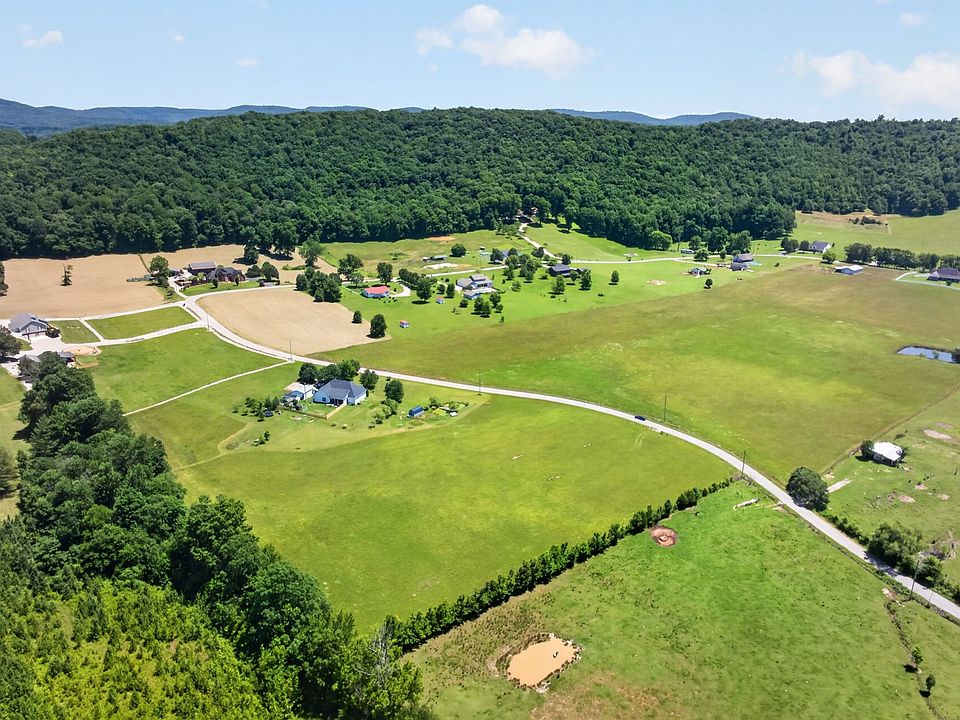 1st image of 301 Rolling Meadows Ln