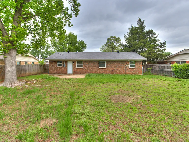 1612 Cherry Stone St — Photo 26