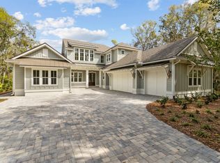 92 Long Point Dr, Fernandina Beach, FL 32034