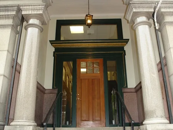 12 Market St Unit 3, New Bedford, MA 02740