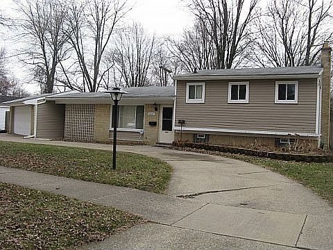 1st image of 22025 Ontaga Ave