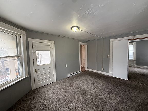 3rd image of 3808 W 33rd St #Up