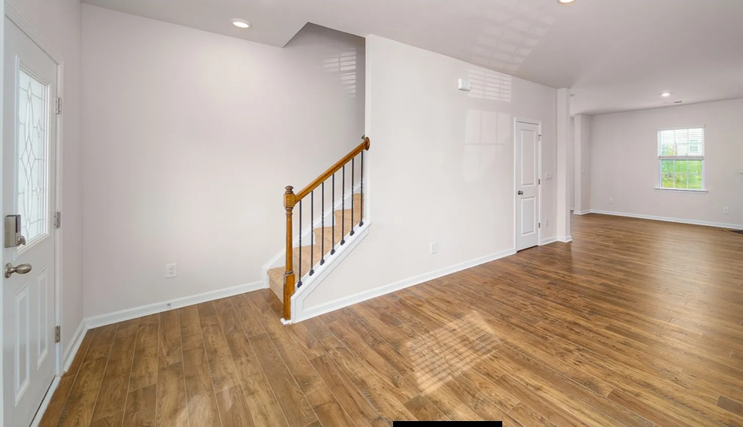 7402 Larwill Ln — Photo 4
