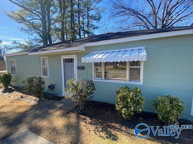 2334 Gallatin St SW — Photo 2