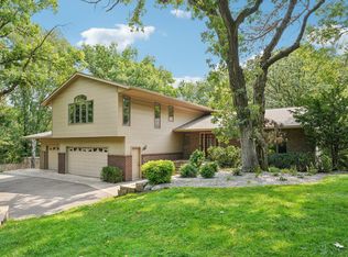 1206 102nd St W, Inver Grove Heights, MN 55077
