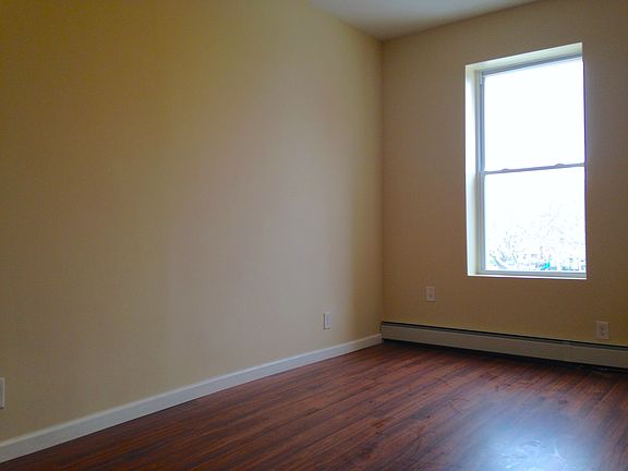 3rd image of 2313 Mermaid Ave