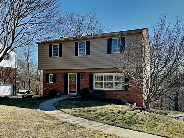 8587 E Barkhurst Dr, Pittsburgh, PA 15237