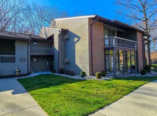 73 Western Reach, Red Bank, NJ 07701