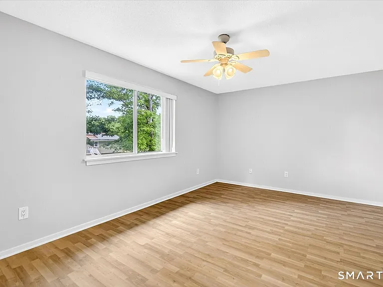 60 Coleman St #A8 — Photo 25