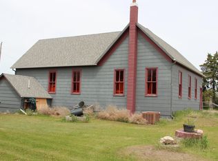 216 E Burke St, Wood, SD 57585