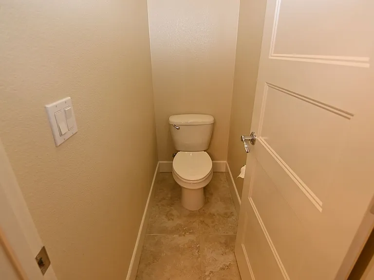 6543 Tralee Village Dr — Photo 32