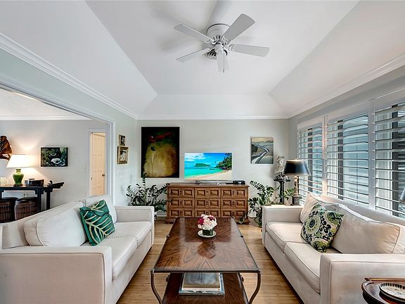 4th image of 906 Reef Ln
