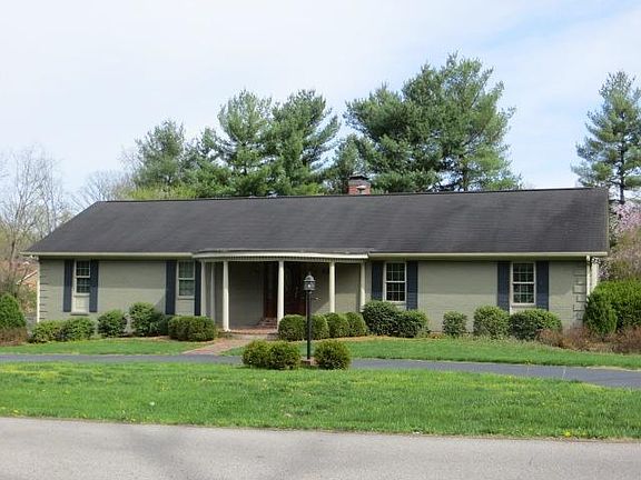 2nd image of 123 Country Ln