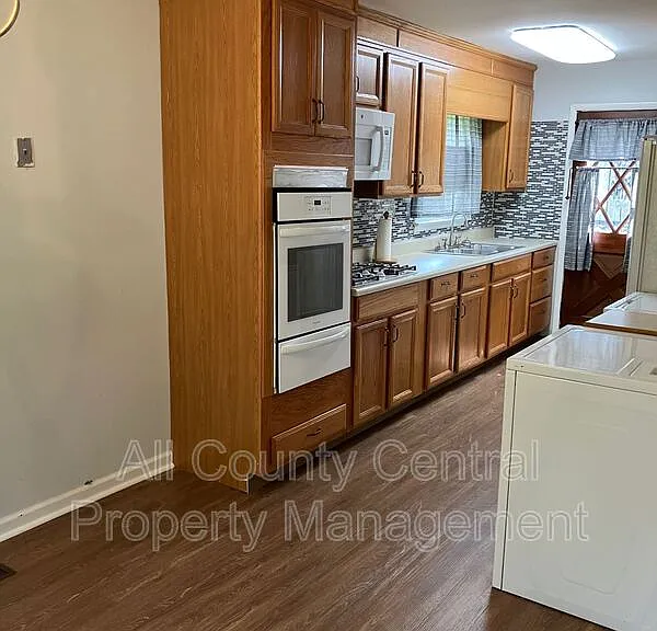 1581 Druid Hill Dr — Photo 5