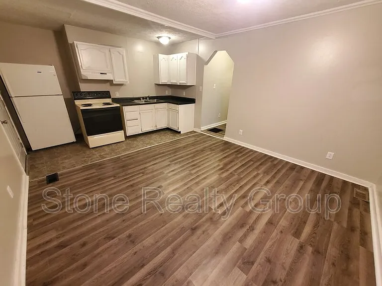 418 S 7th St #C — Photo 3