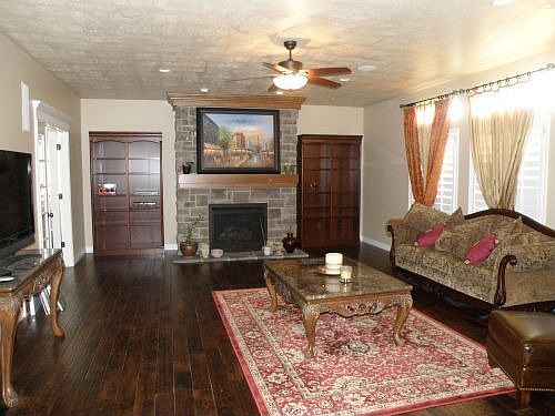 2nd image of 11134 Alta Crest Dr