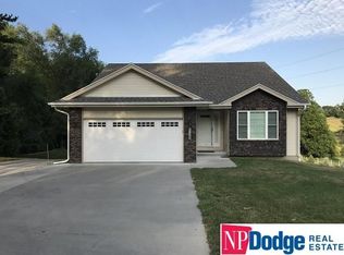 8529 S 25th St, Bellevue, NE 68147