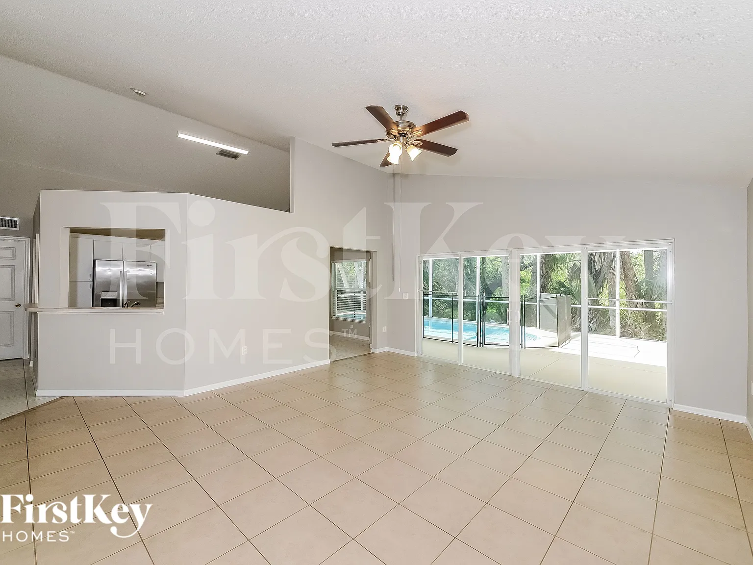 3 bed, 2.0 bath, 1744 sqft, $2,210 — Photo 4