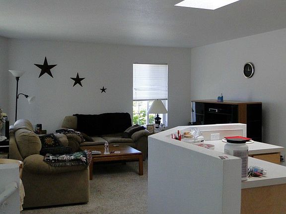 4th image of 6908 Beverly Ln #B