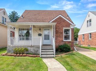 2712 Cass St, Dearborn, MI 48124