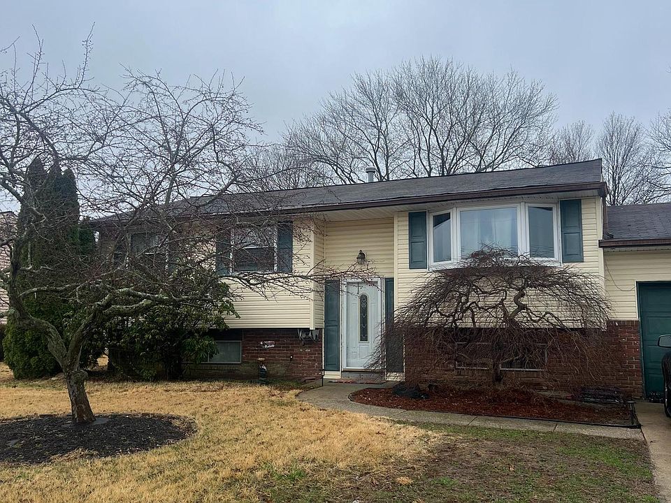 1st image of 651 Charlotte Ave