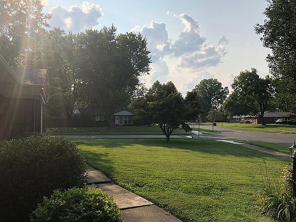 4th image of 3500 Terrier Ln