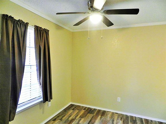 5th image of 813 Pine Mountain Dr