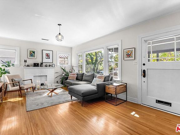 5th image of 1282 Meadowbrook Ave