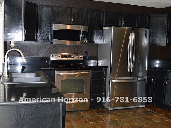 4th image of 57 Mossglen Cir
