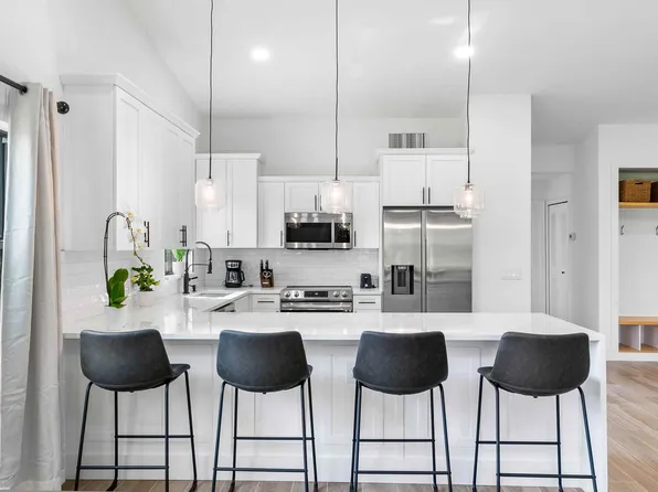 13781 Barberry Dr, Wellington, FL 33414