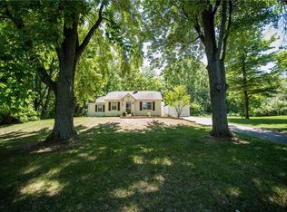 16 Fenton Rd, Rochester, NY 14624