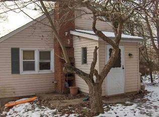 194 Cove Rd, Oyster Bay, NY 11771