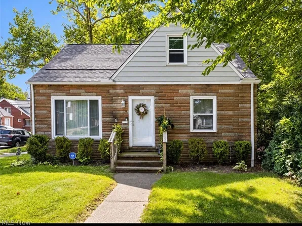 8240 Grand Division Ave, Garfield Heights, OH 44125