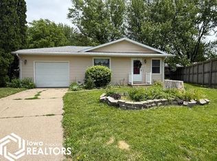 904 N Hayward Cir, Mount Pleasant, IA 52641