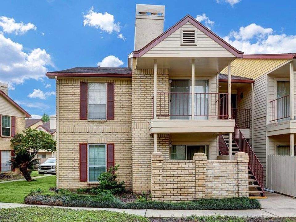 1st image of 2120 El Paseo St APT 1907