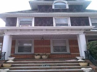 8782 95th St, Woodhaven, NY 11421
