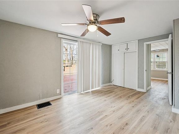 5th image of 5626 Farrow Ave