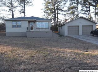 2436 Lottie Dr, Bessemer, AL 35022