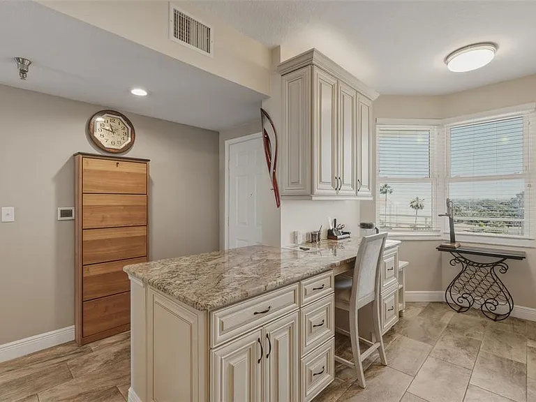 7872 Sailboat Key Blvd S #405 — Photo 8