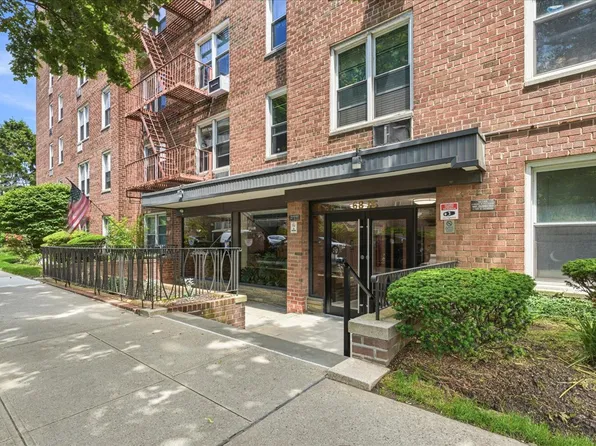 68-15 Selfridge Street image 1 of 23