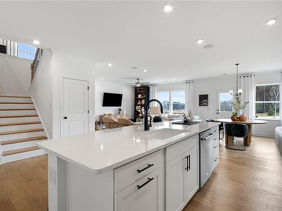 6th image of this home