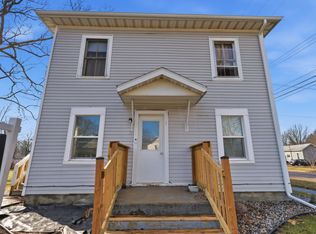 719 N Clinton Ave, Saint Johns, MI 48879