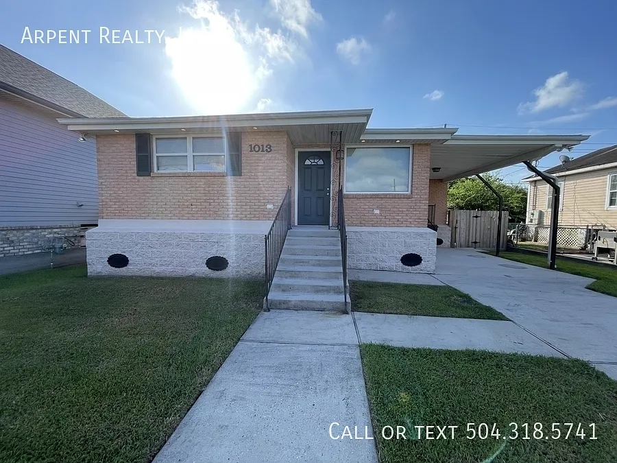 3 bed, $1,790 — Photo 2
