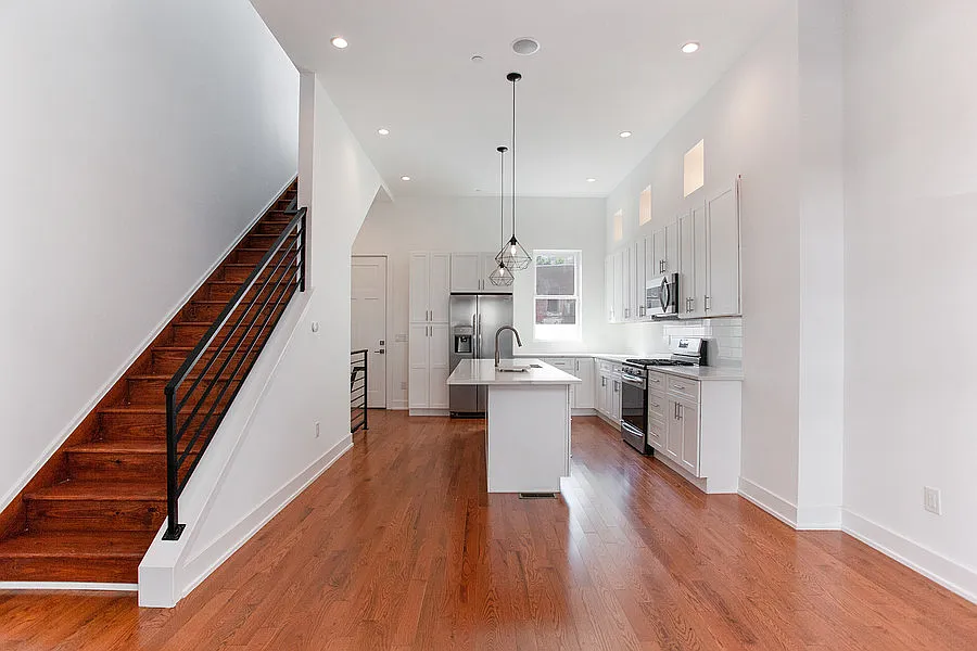 4 bed, 1856 sqft, $3,500 — Photo 1