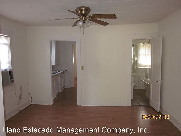 3rd image of 1604 S Jackson St APT B