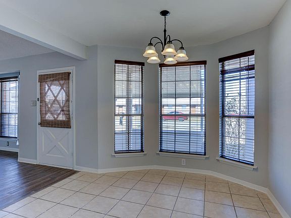 5th image of 803 Saint Seton Ln
