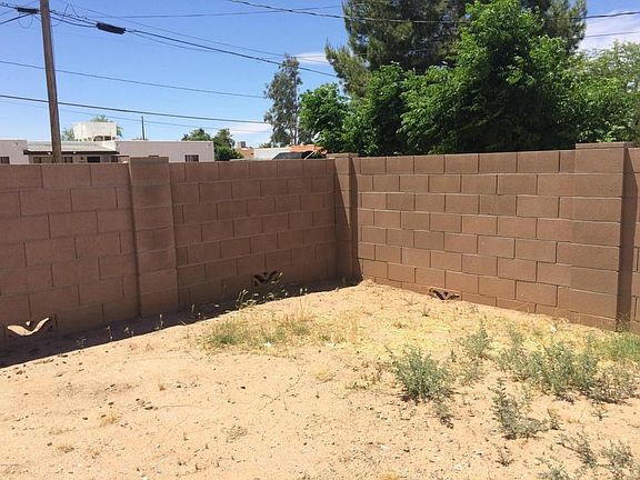 5th image of 433 E Navajo Rd