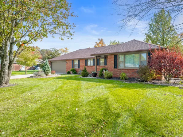 9011 Surrey Dr, Pendleton, IN 46064