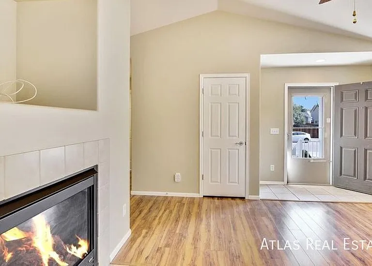 14296 Woodrock Path — Photo 11